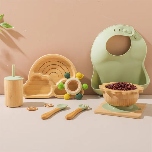 Ecological Baby Tableware Set in Silicone and Bamboo.
